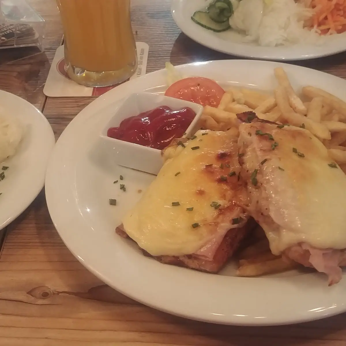 Grillteller Überbacken Mit Schinken Und Käse