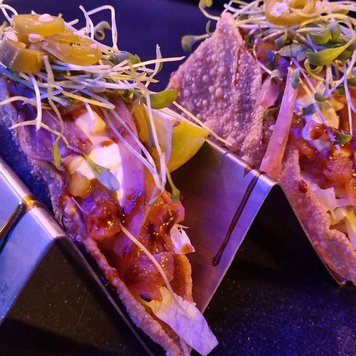 Spicy Tuna Tacos
