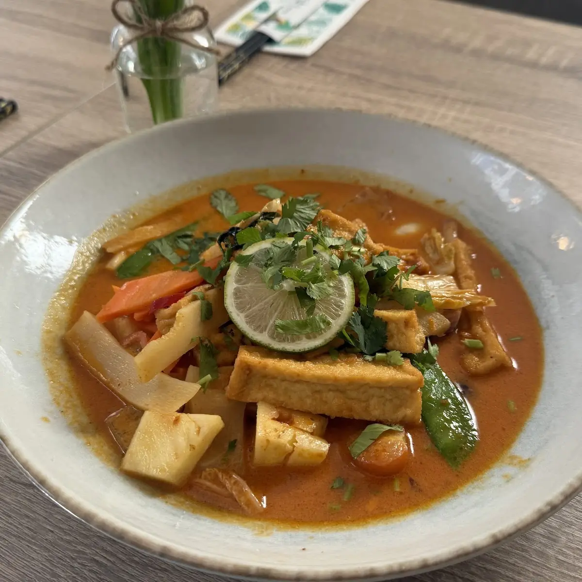 Thai Red Curry Tofu Mit Gemüse