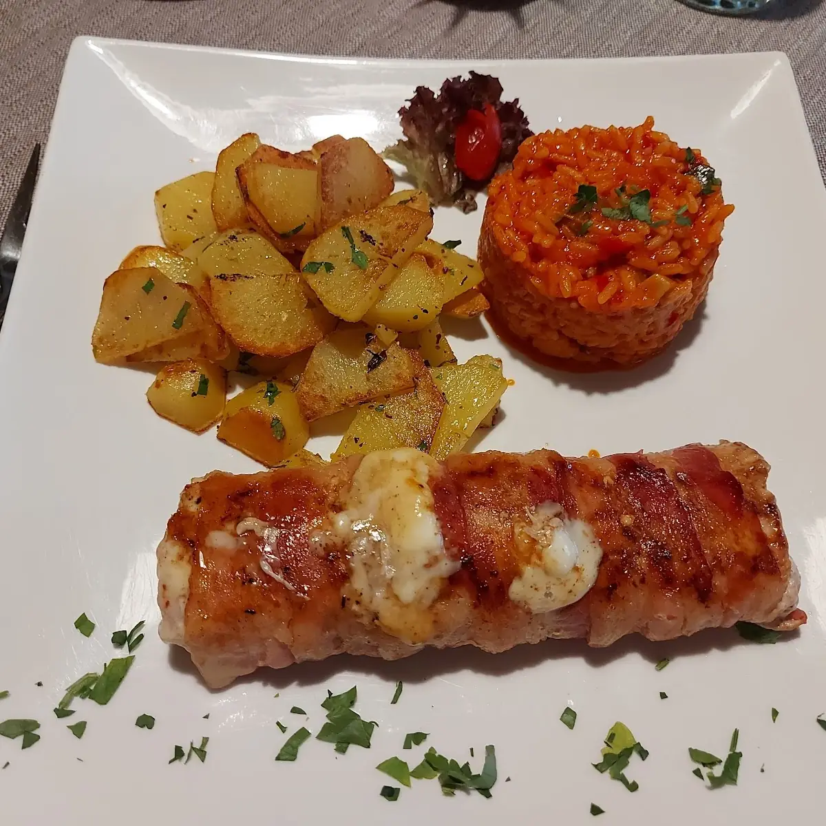 Punjena Vjesalica