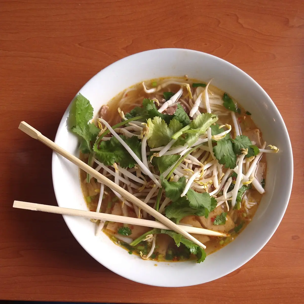 Nudelsuppe Mit Rindfleisch