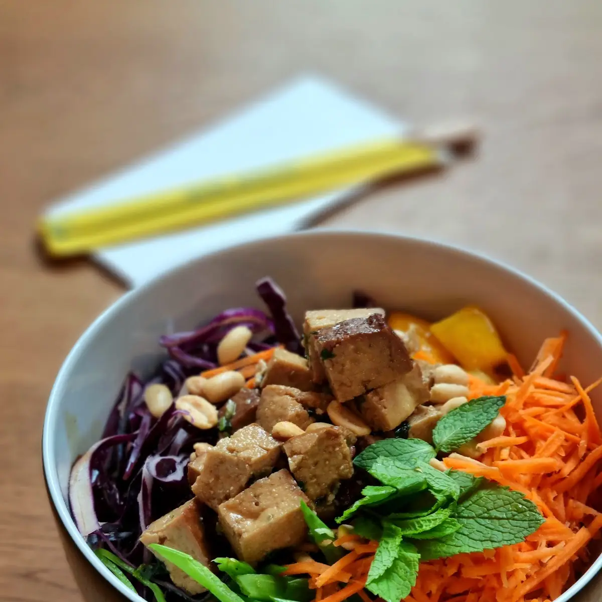 Vegane Glasnudel-bowl