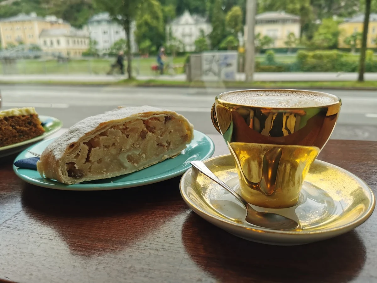 Apfelstrudel