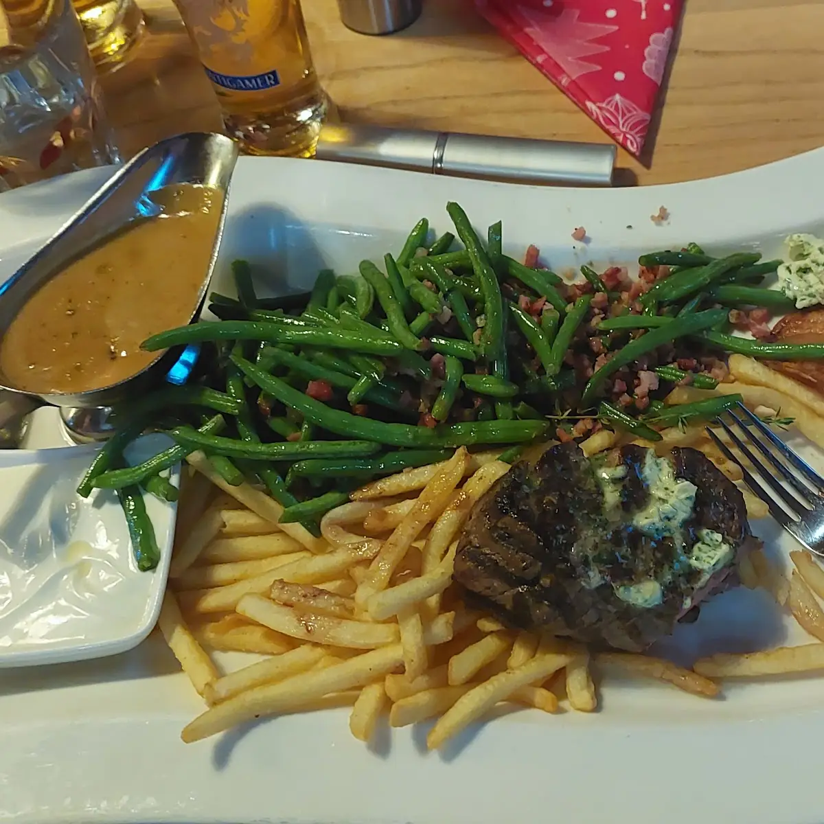 Filet Mignon 250g Mit Princess Beans Und Speck