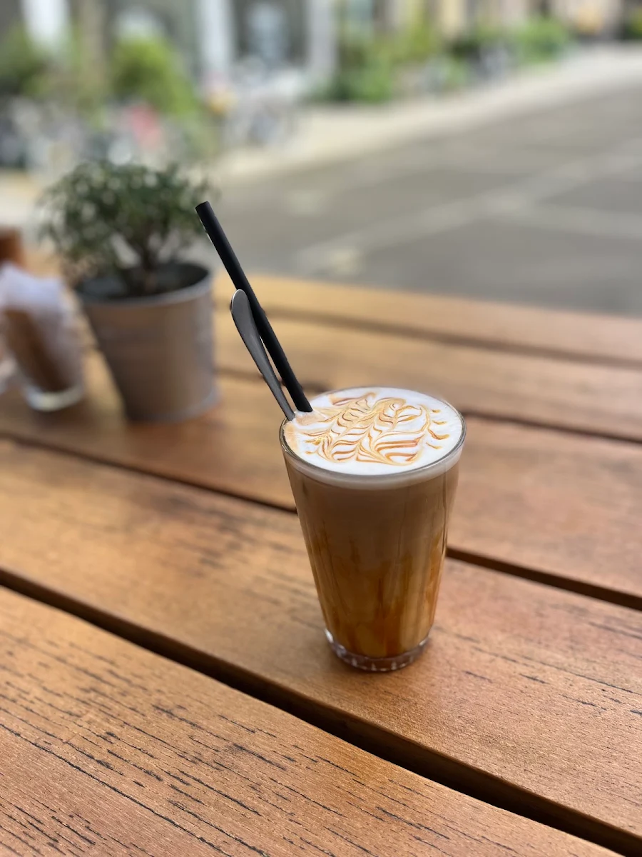 Iced Macchiato