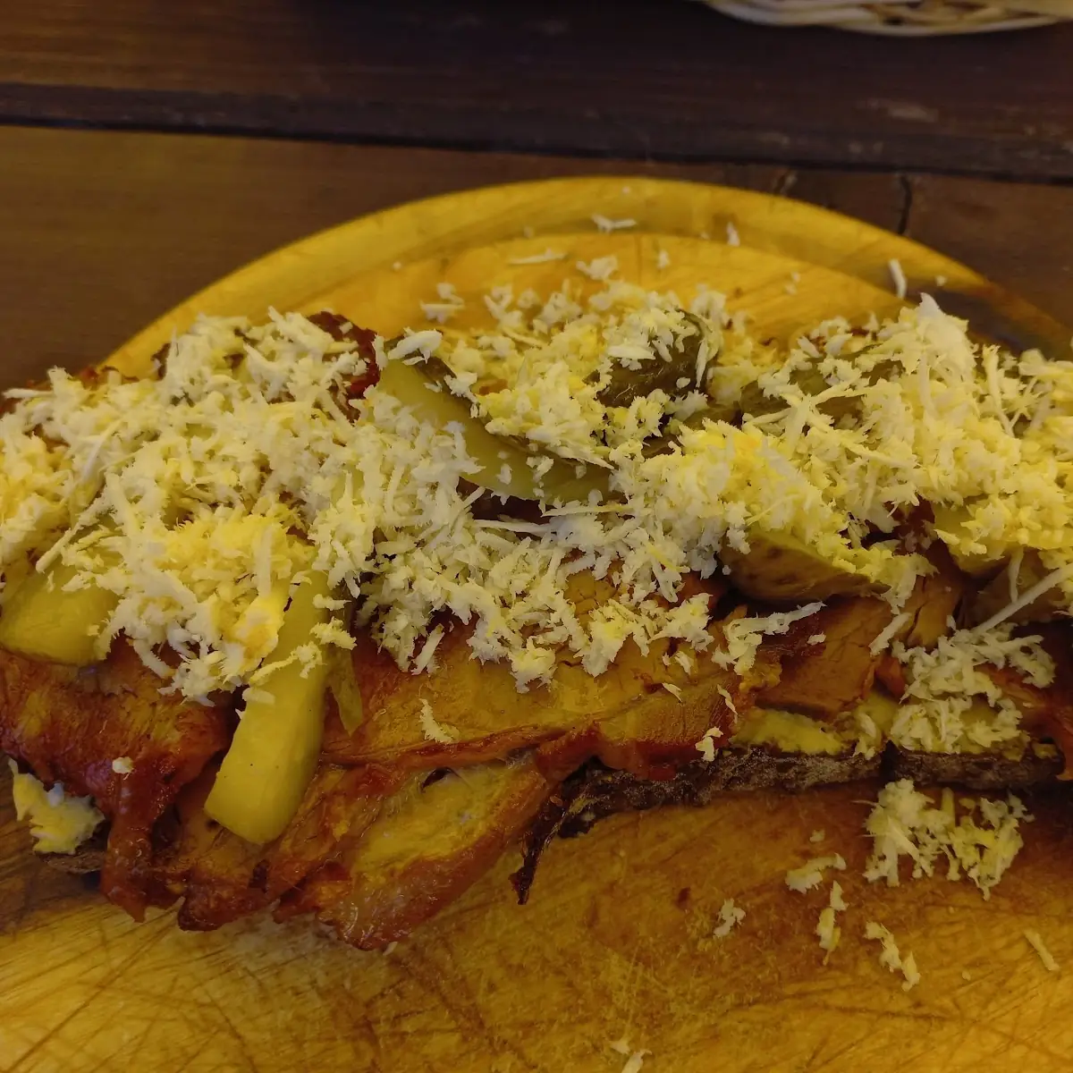 Schweinsbratenbrot