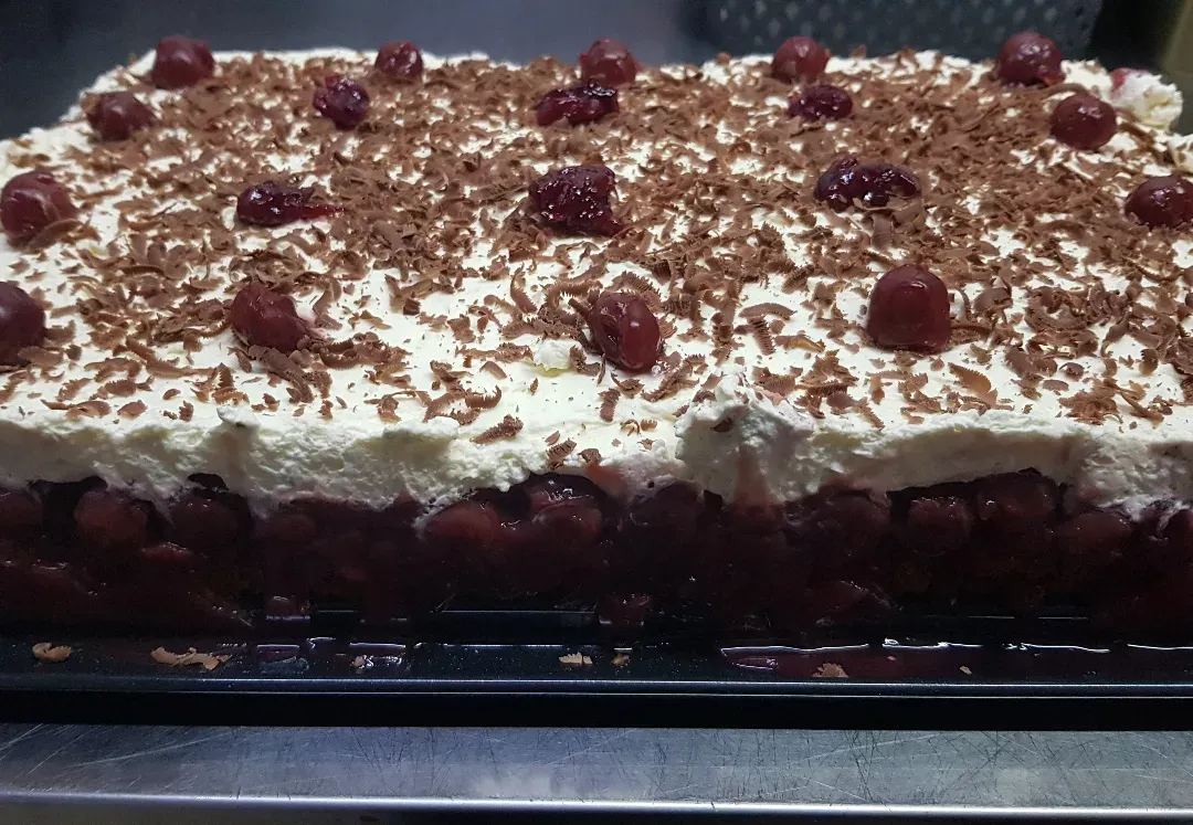 Schwarzwälderkirschschnitte