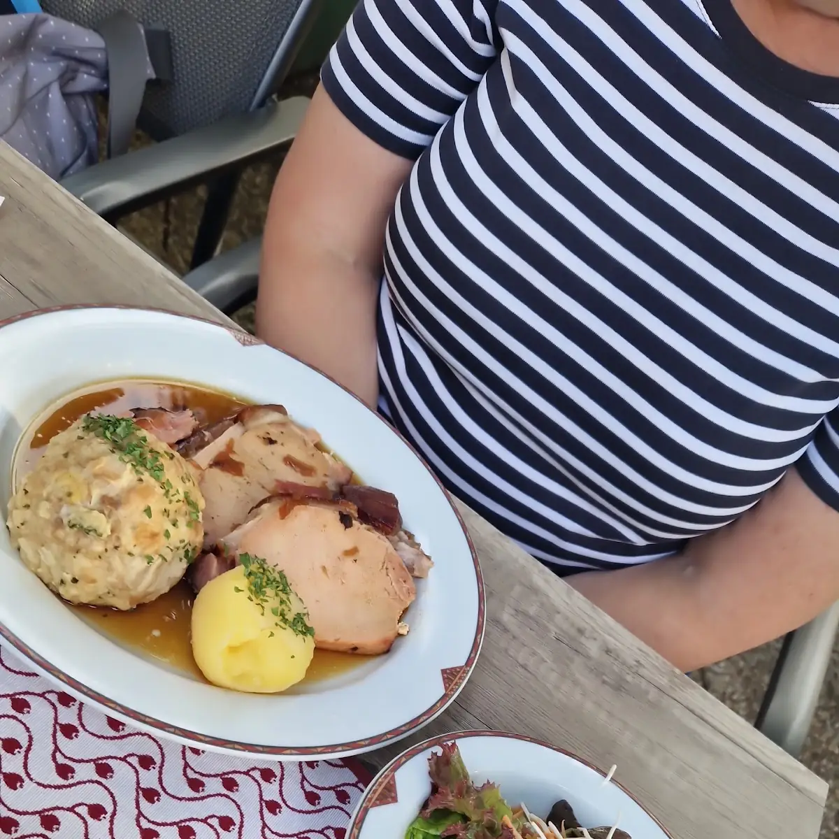 Schweinsbraten Mit Gem Salat