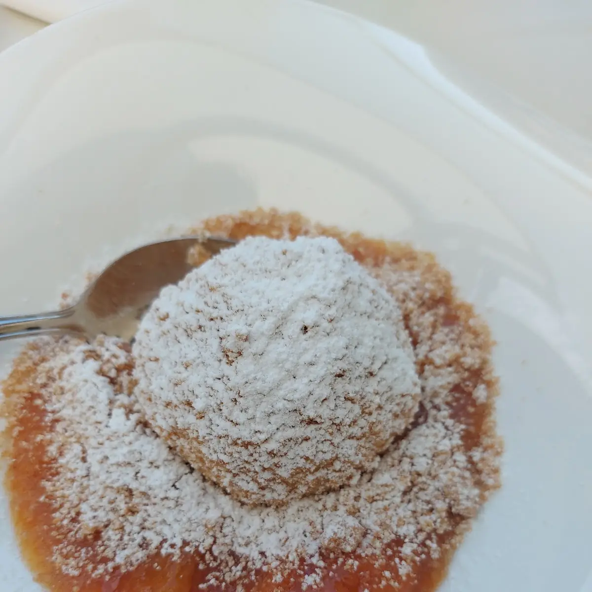 Hausgemachte Marillenknödel