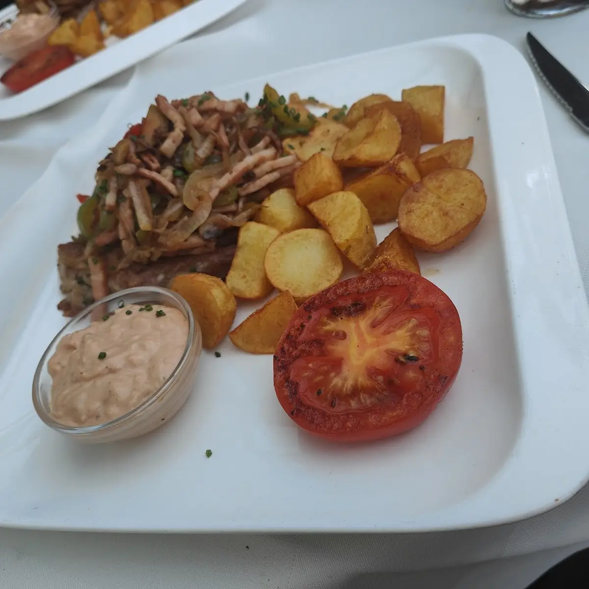 Holzfäller Steak Mit Bratkartoffeln