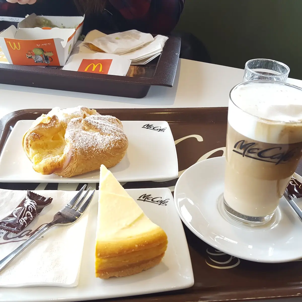 Latte Macchiato Topfengolatsche