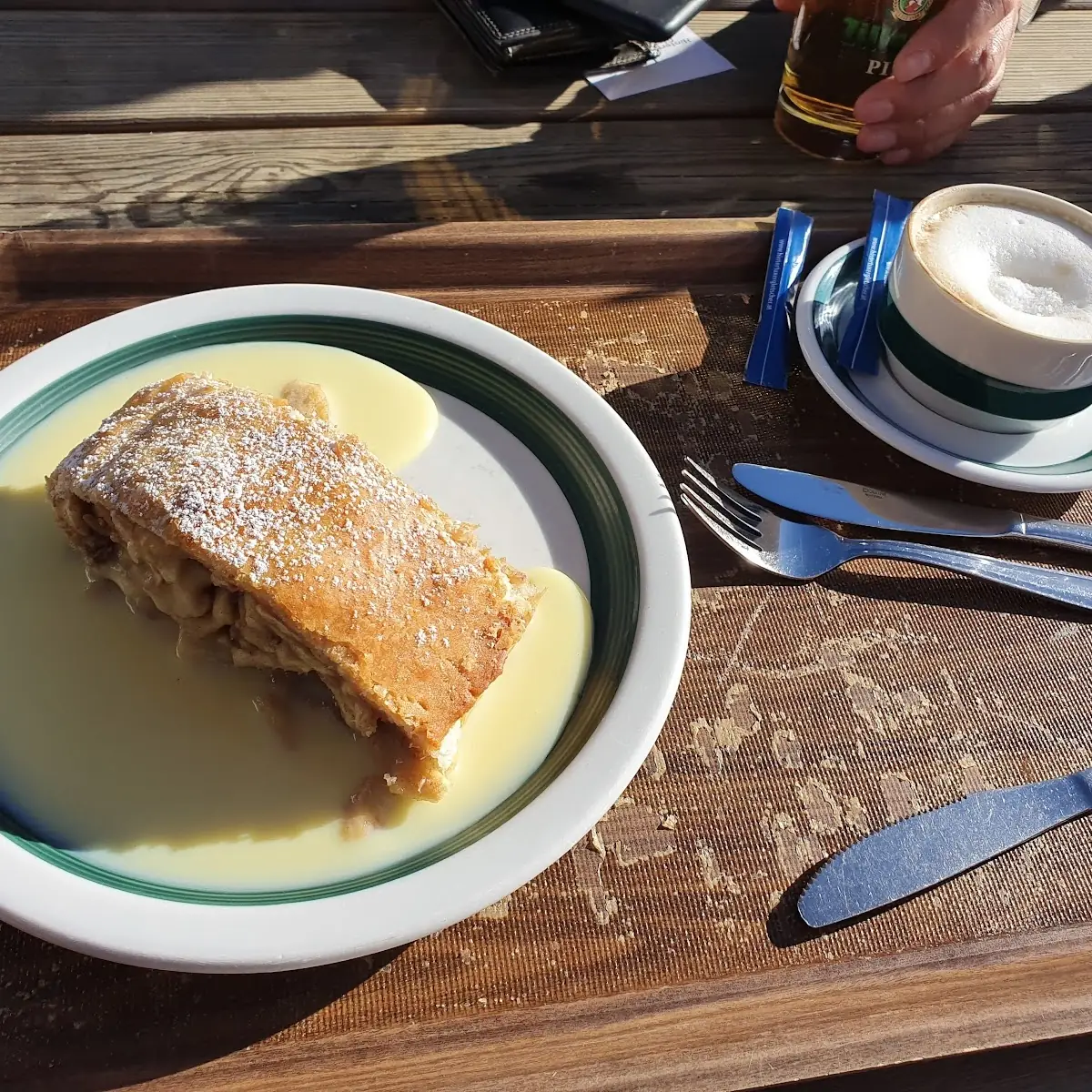 Apfelstrudel Mit Vanillesoße