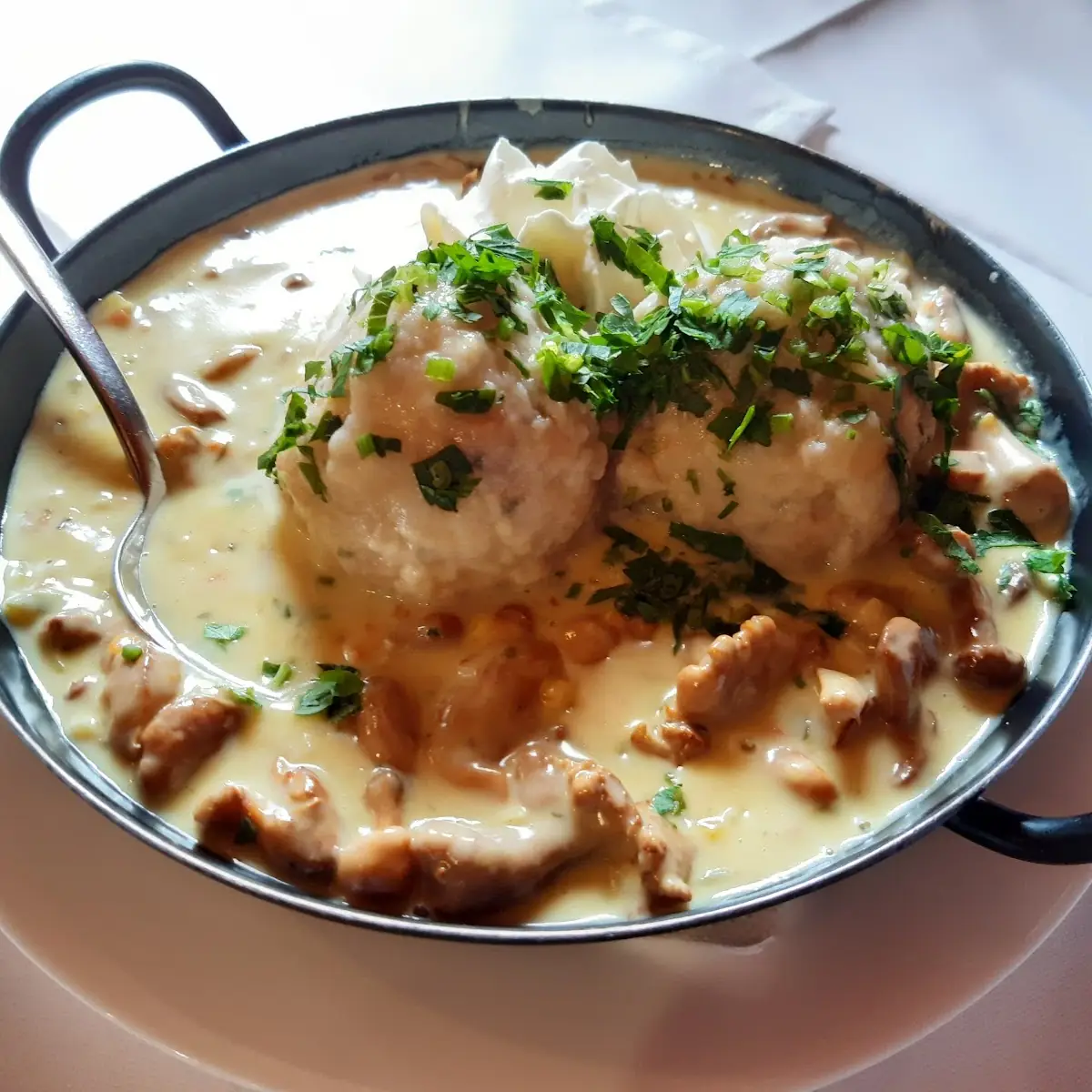 Eierschwammerl Rahmsauce