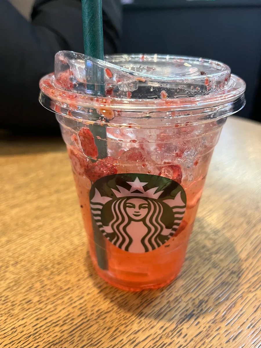 Strawberry Açai Refresha