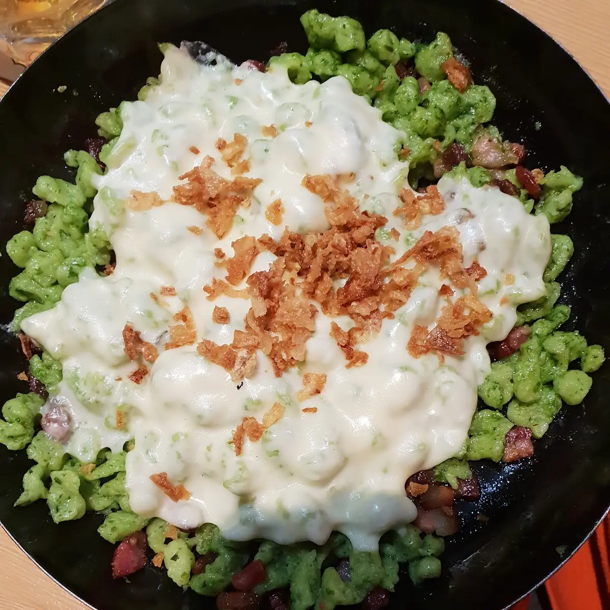 Bärlauchspätzle, Gasthaus Wirt in Straß