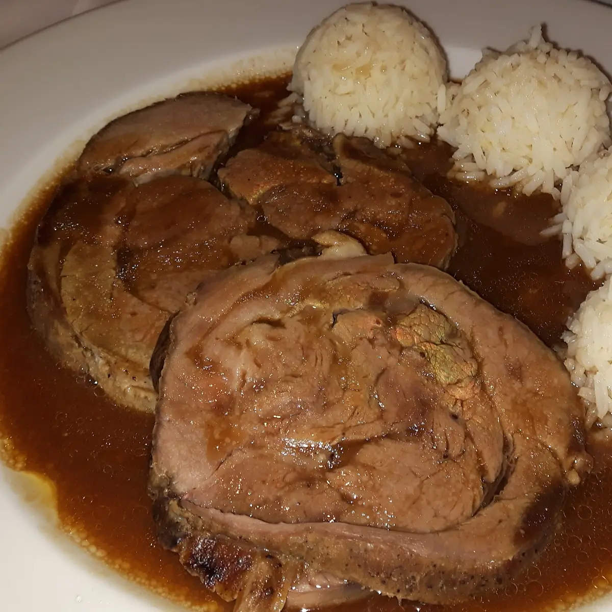 Kalbsrollbraten, Gasthaus Wirt in Straß