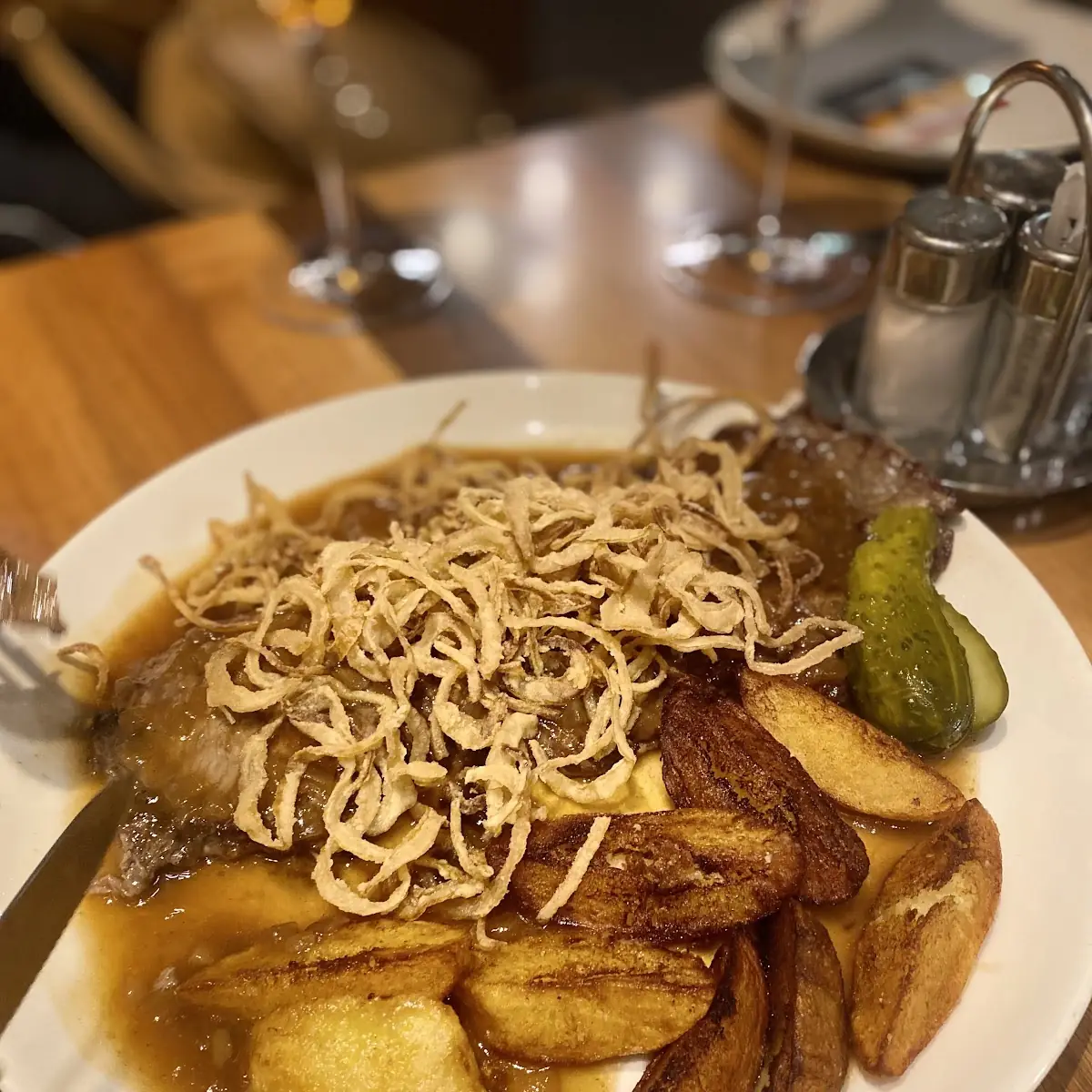Old Viennese Fried Onion Roast Beef