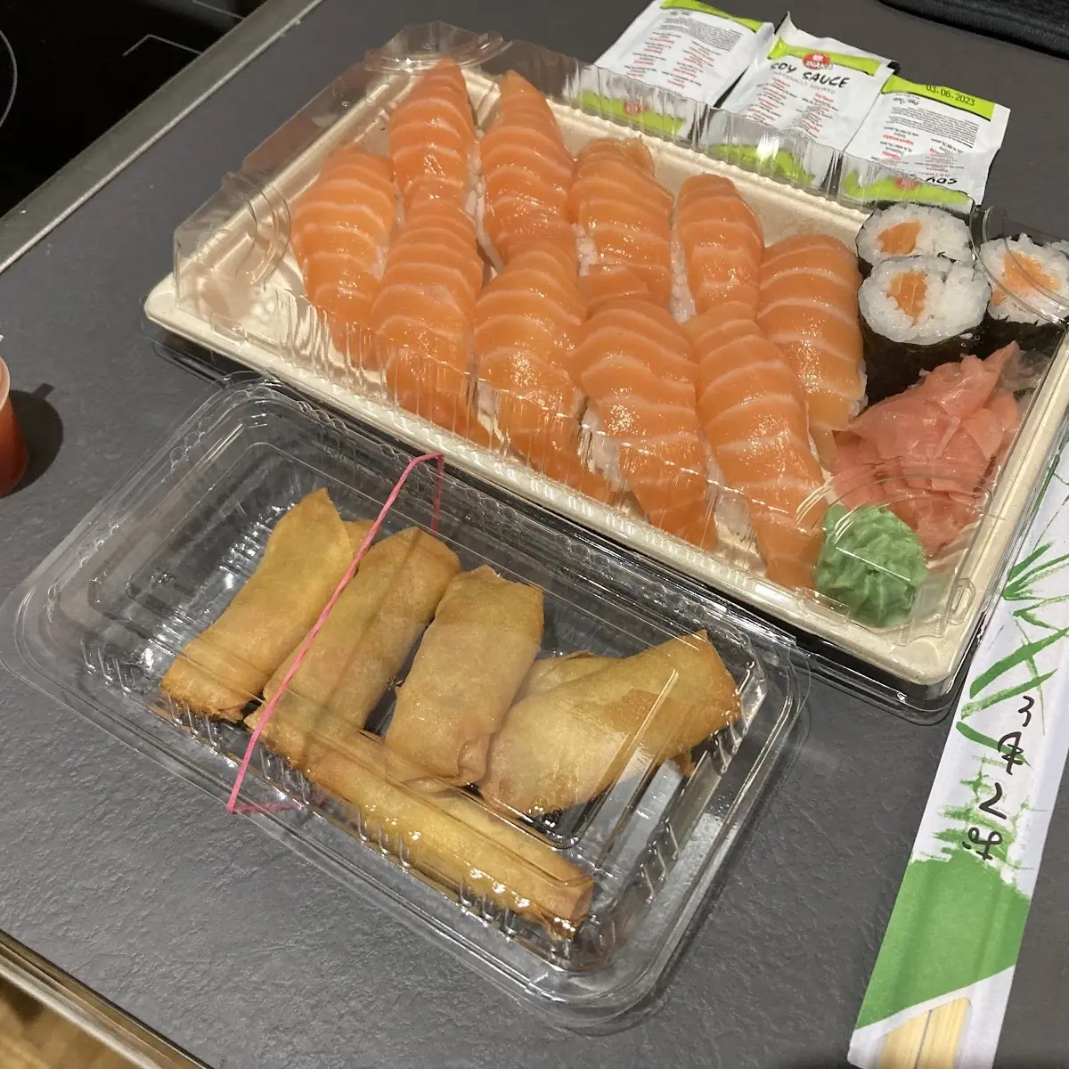 Lachs Sushi