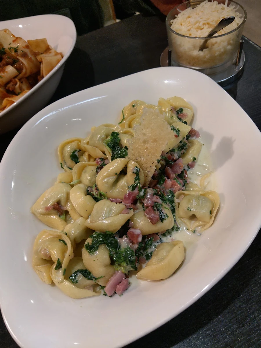 Ricotta Und Spinat-tortellini