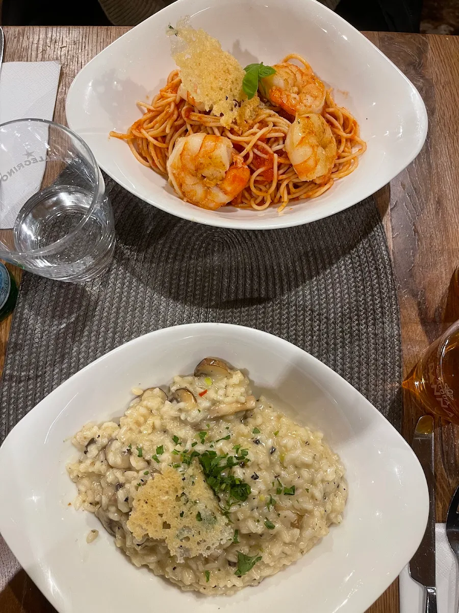 Spaghetti King Prawns & Pilz Risotto