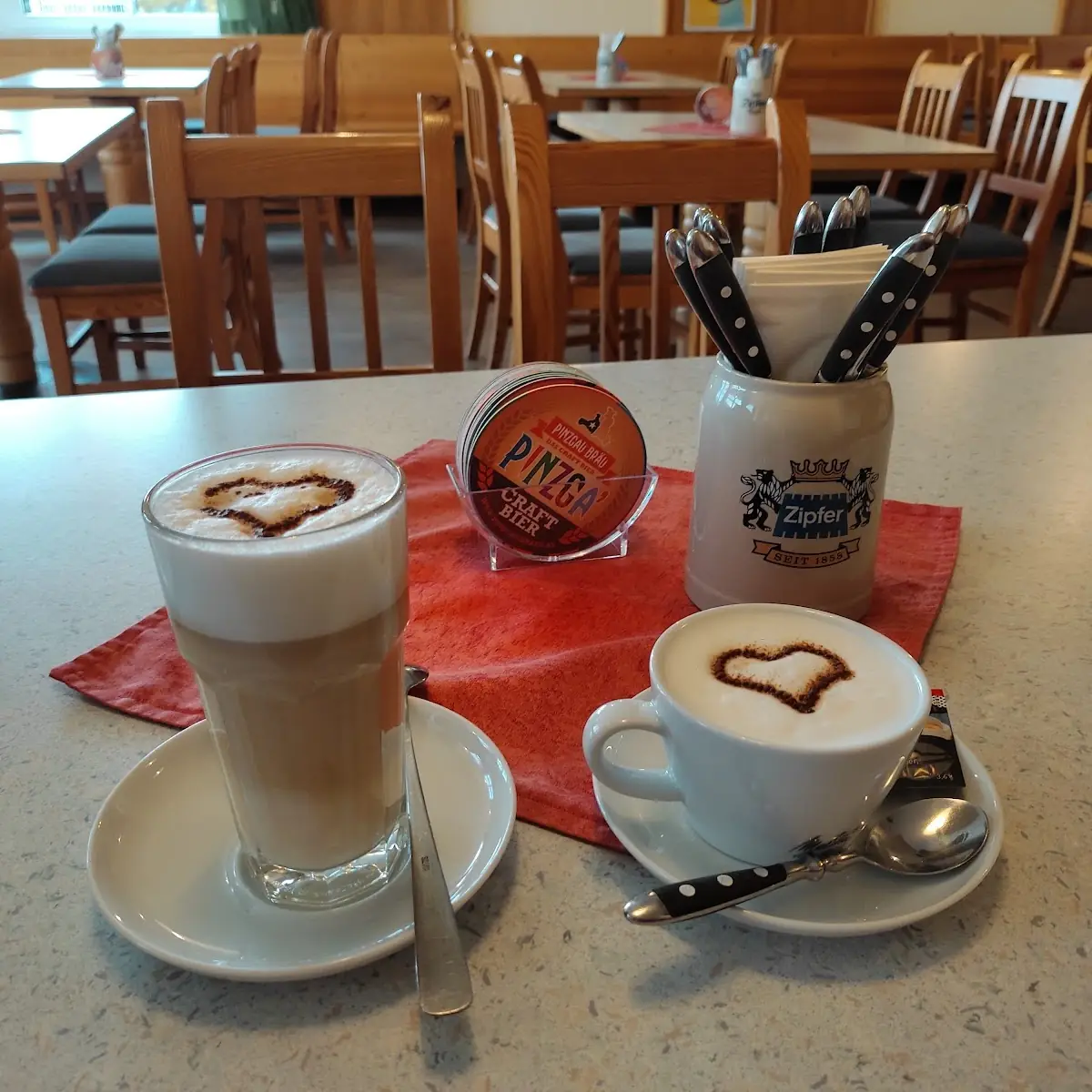 Cappuccino Und Latte