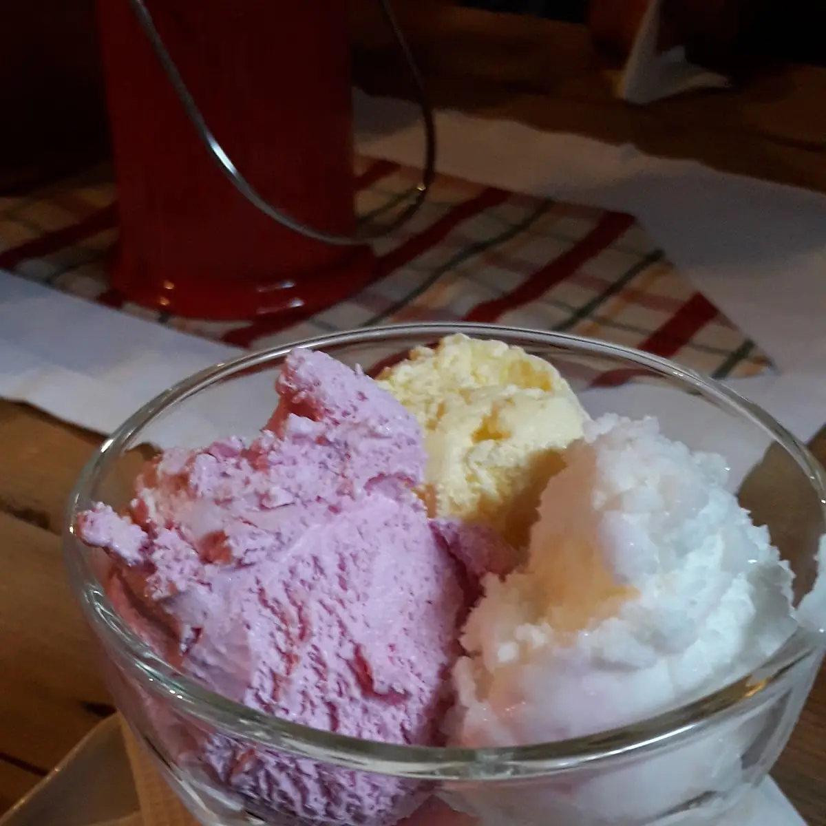 Gemischtes Eis