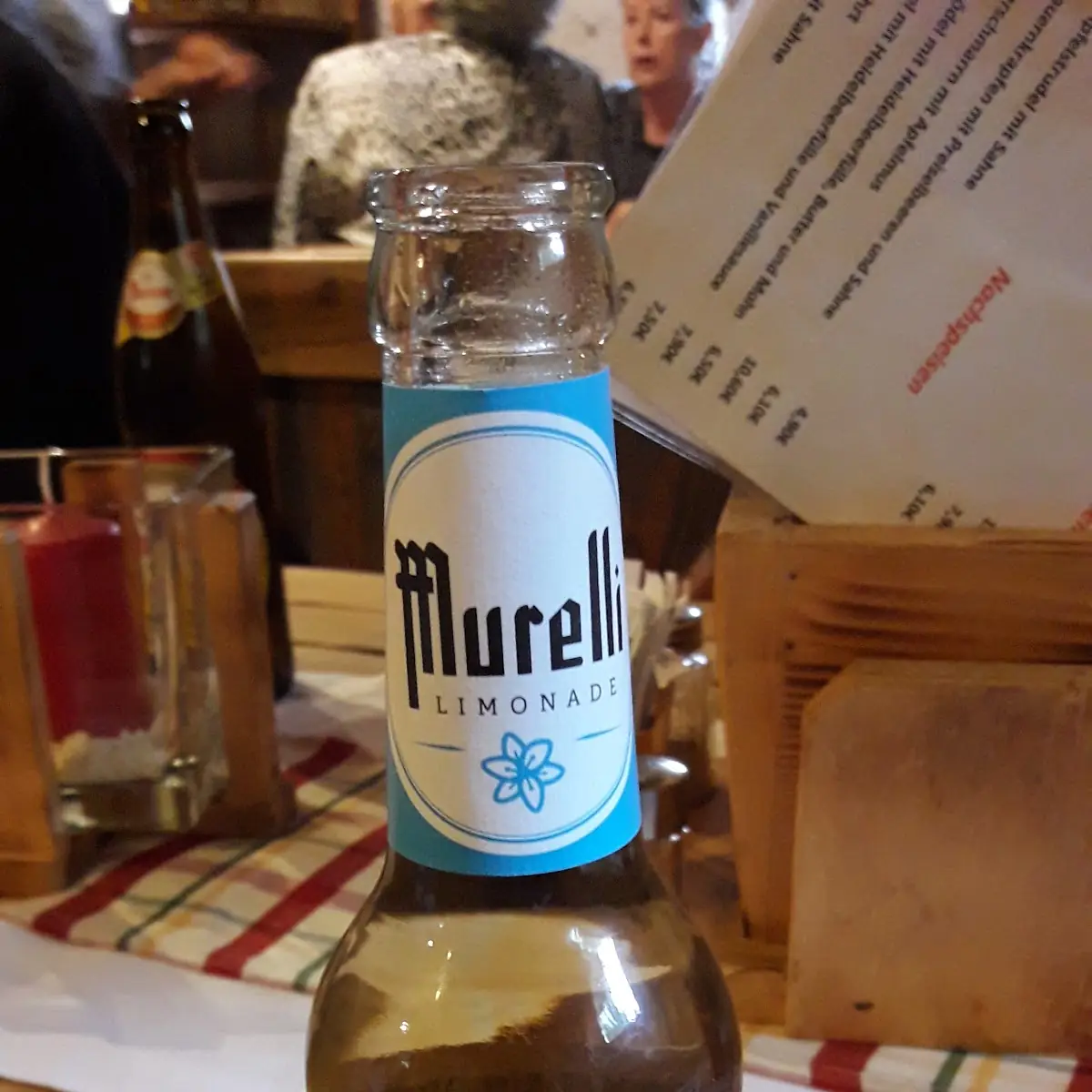 Kreuterlimonade