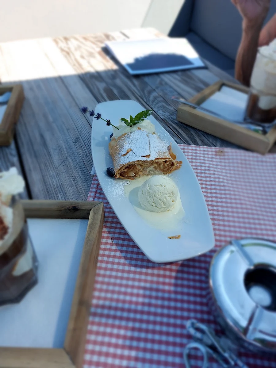 Apfelstrudel