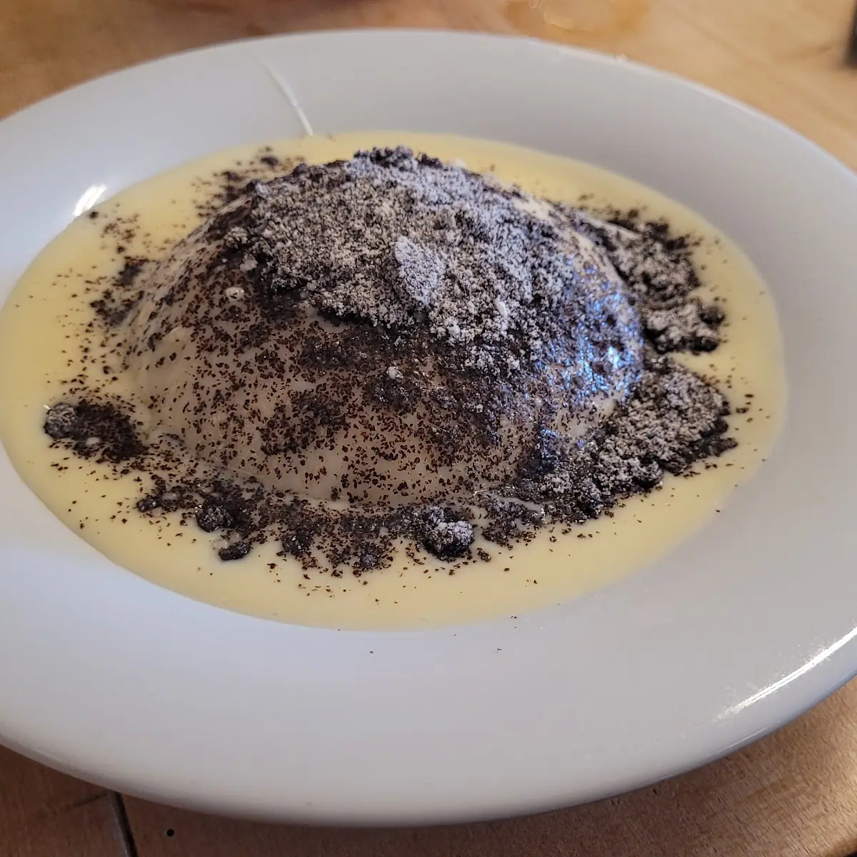 Germknödel Mit Vanillesoße Und Kern Mit Pflaumenmus