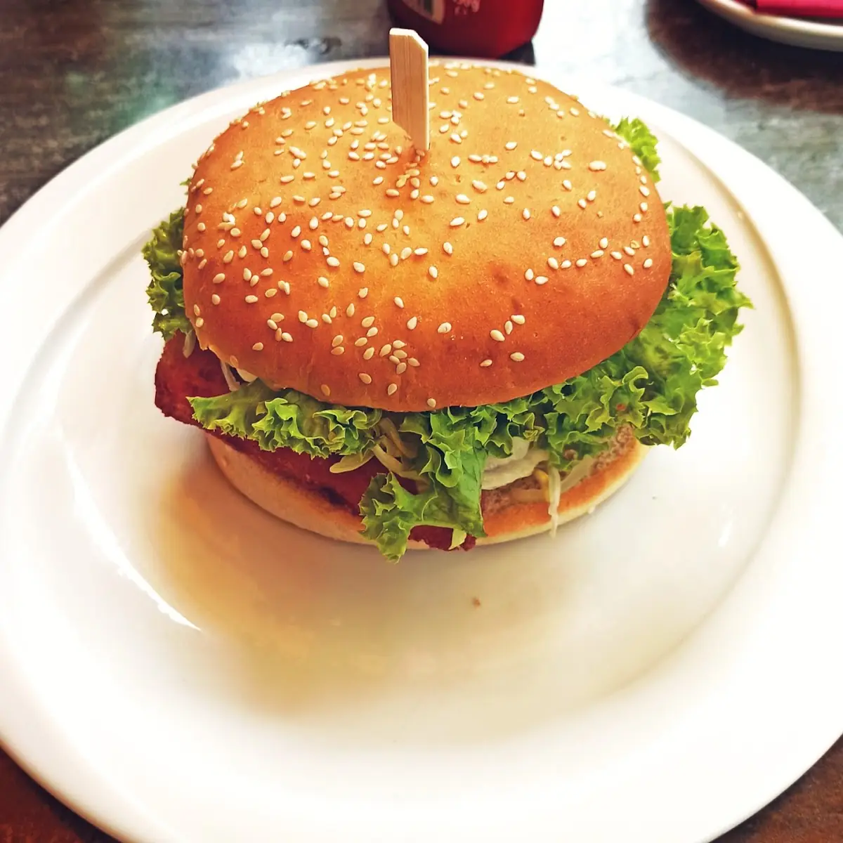 Zander Burger