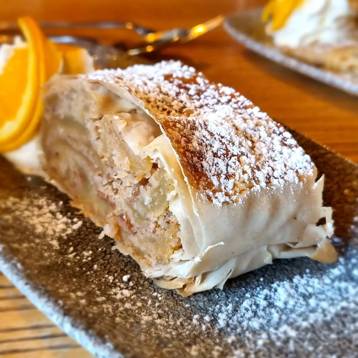 Apfelstrudel
