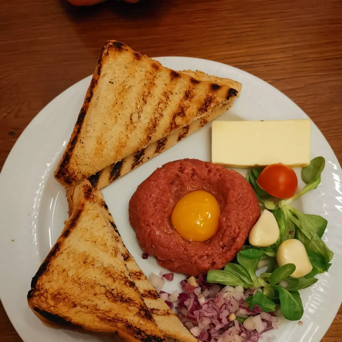 Traditionelles Beef Tartar