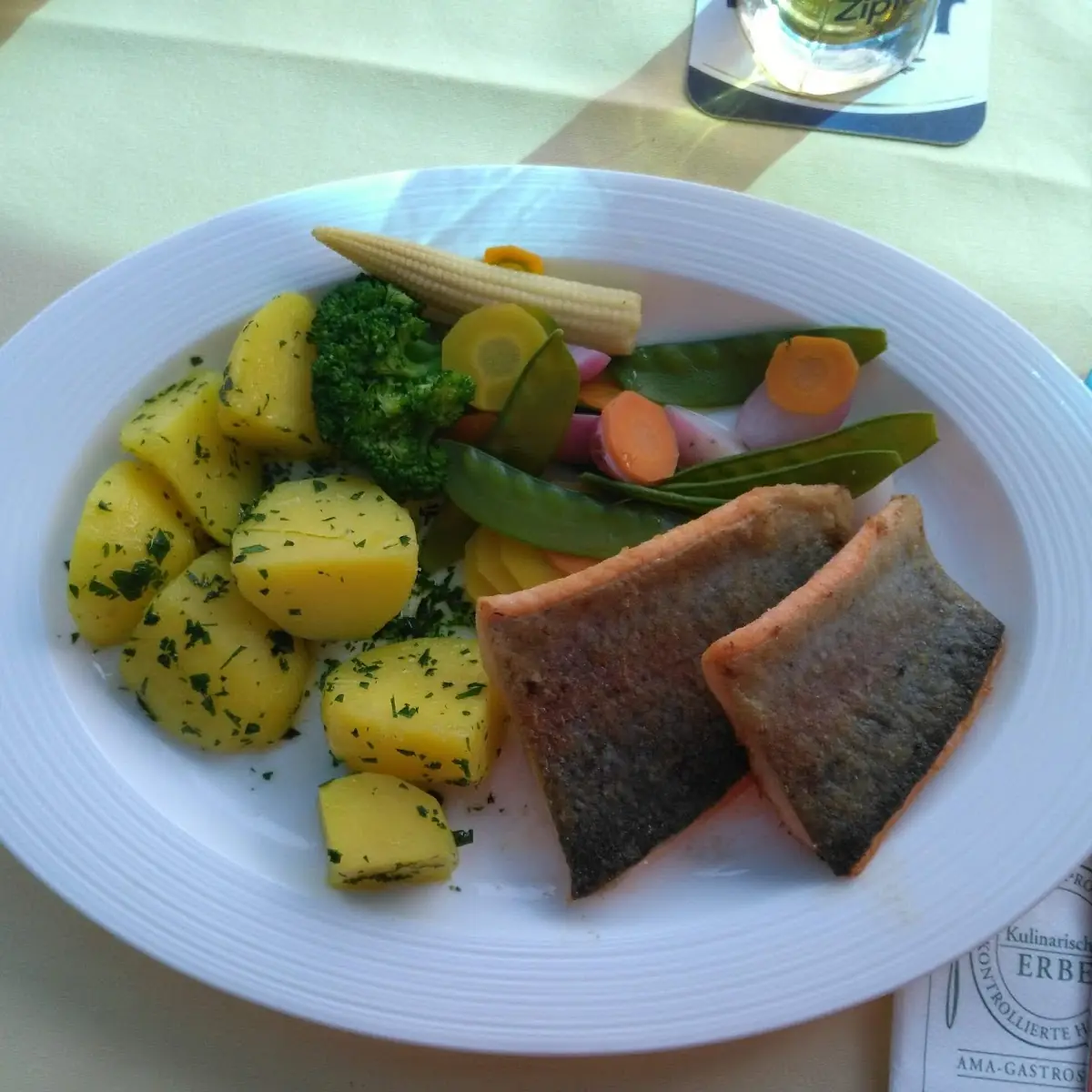 Lachsforellenfilet