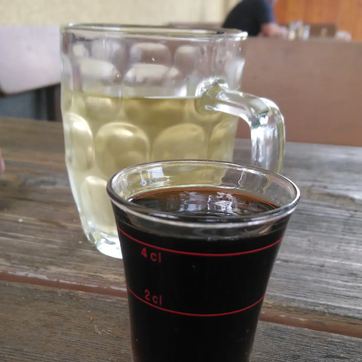 Nuss Schnaps Und Most