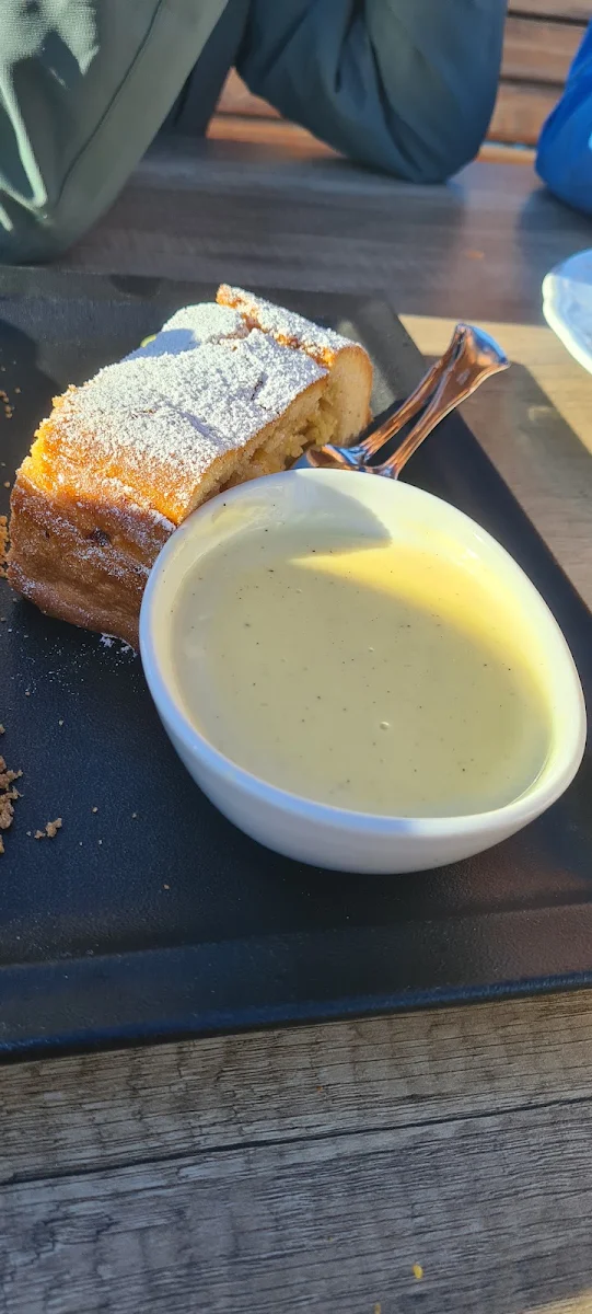 Apfelstrudel Mit Vanillesoße