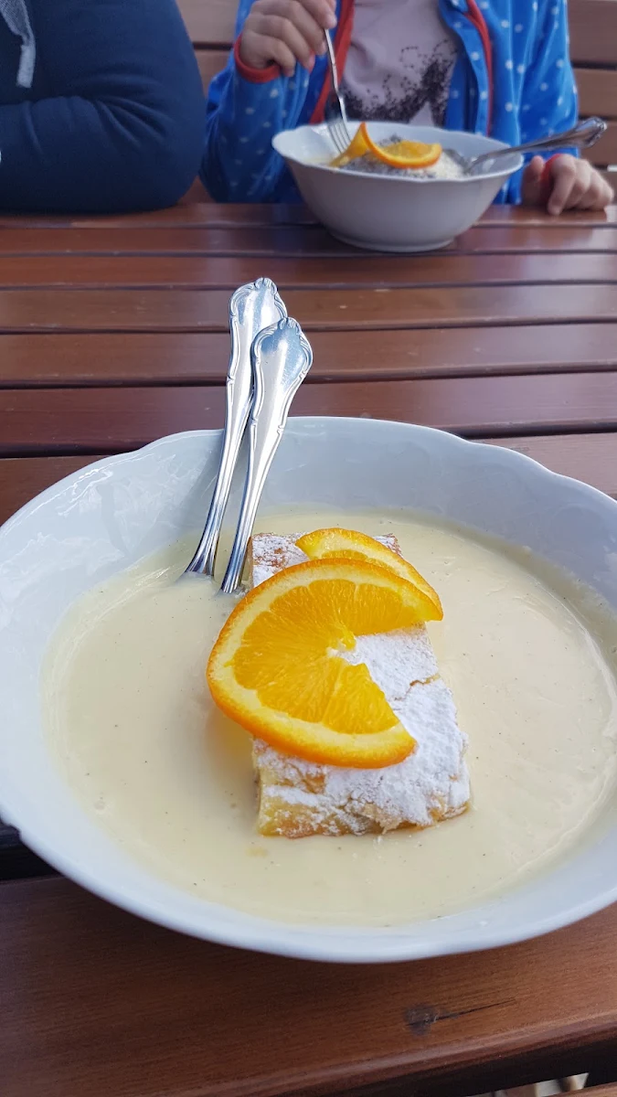 Topfenstrudel