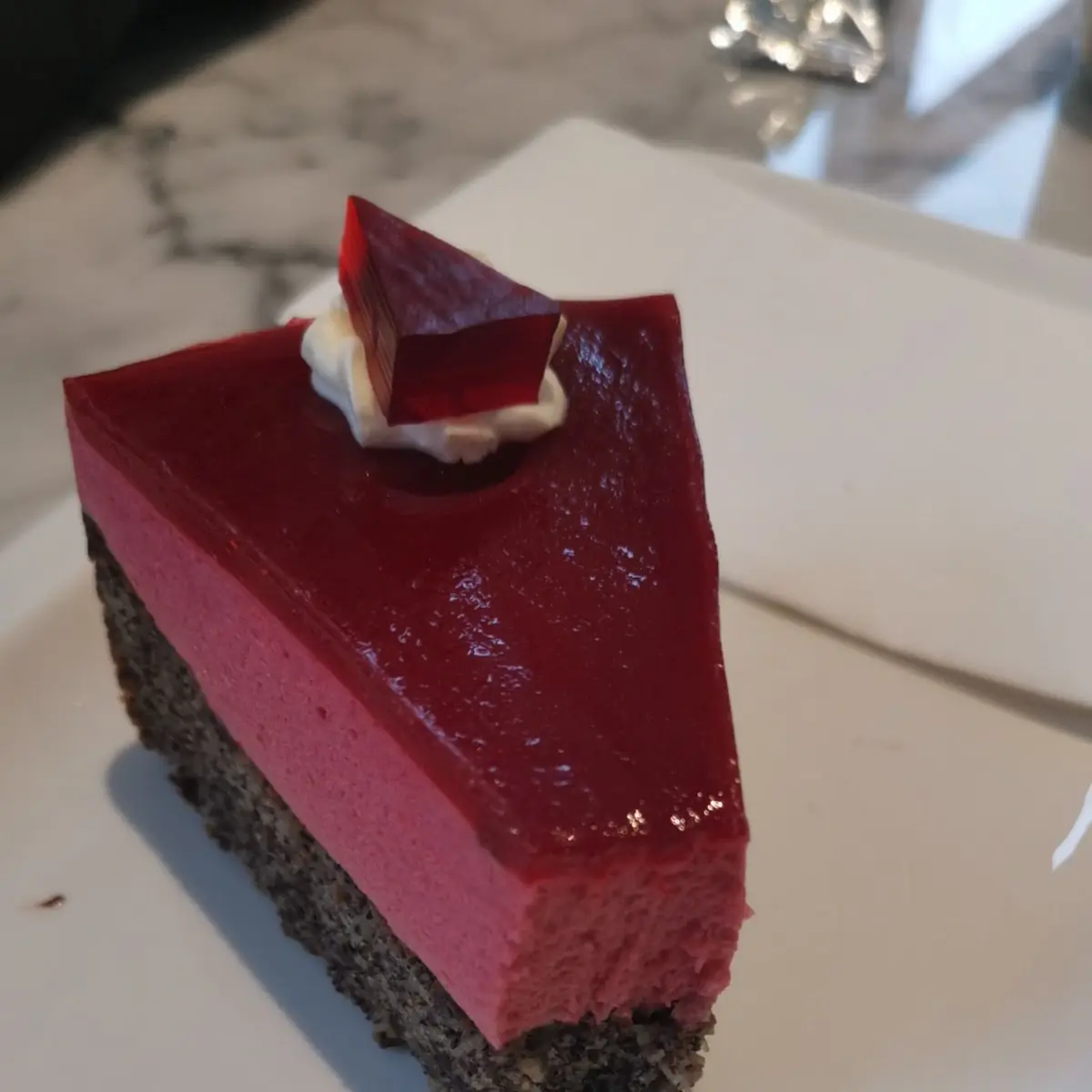 Himbeer Mohn Torte
