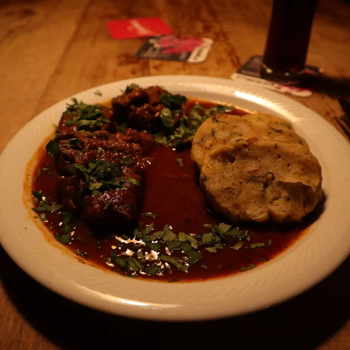 Gulasch Mit Knödel