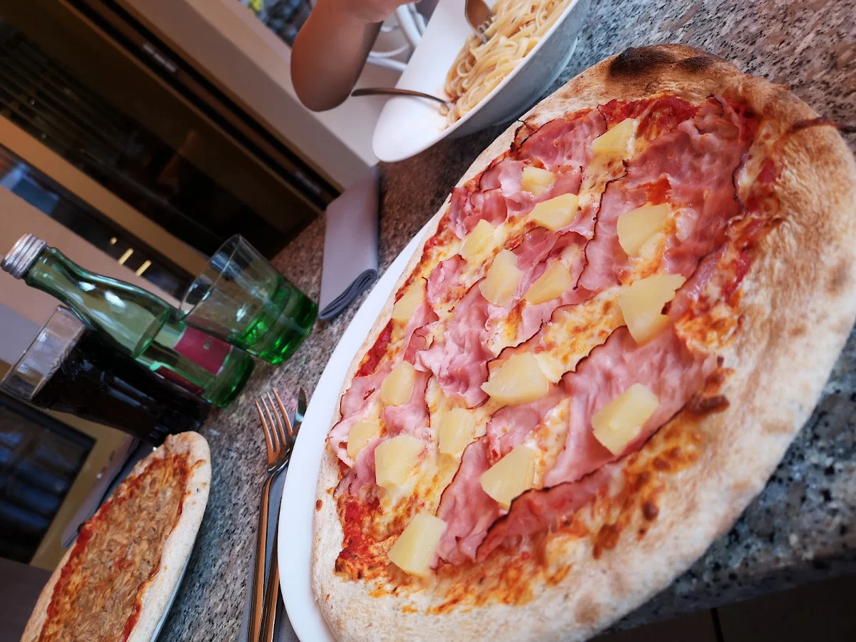 Pizza Hawaii