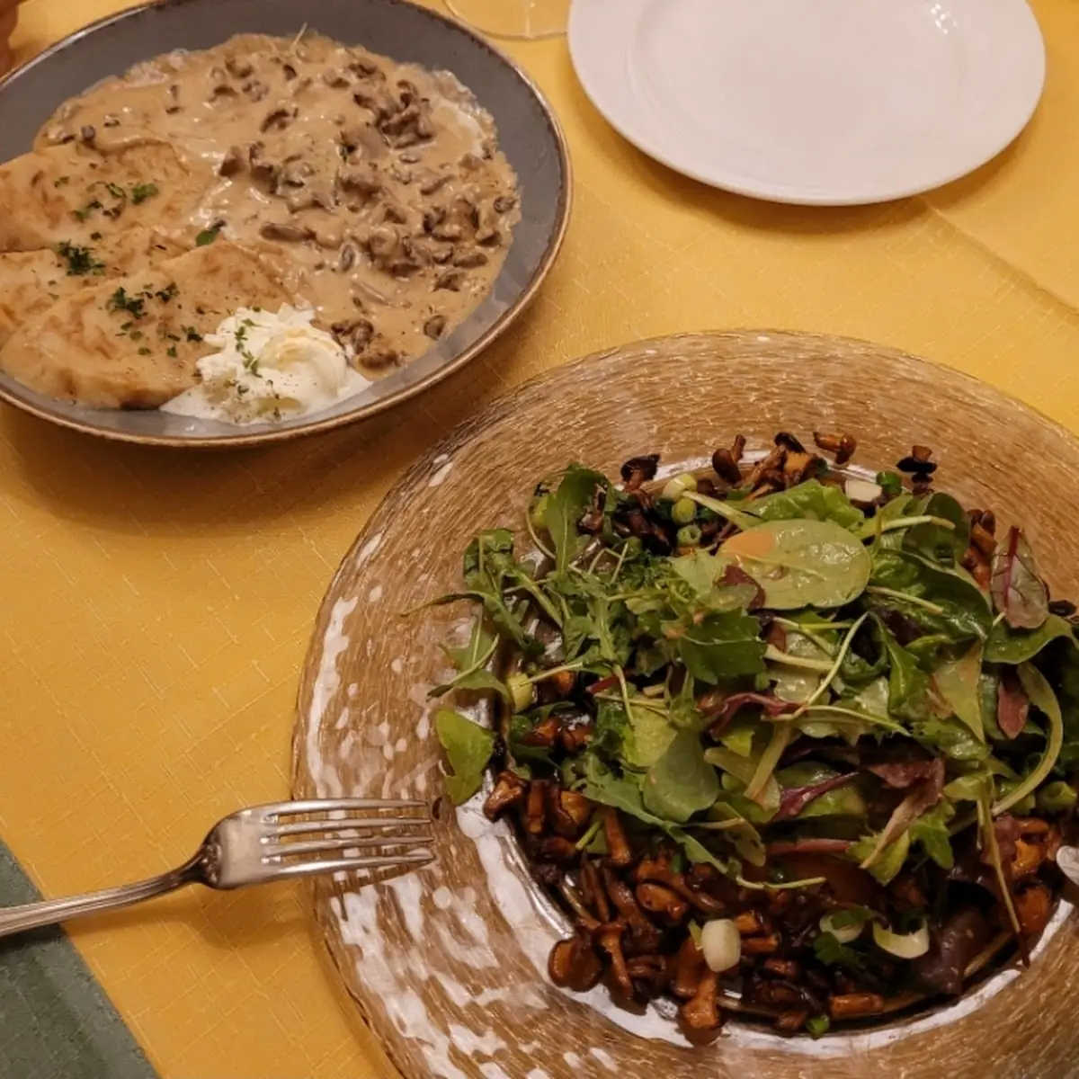 Chanterelles Salad