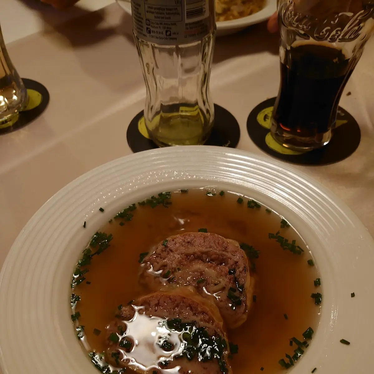 Tagessuppe Mit Fleischstrudel