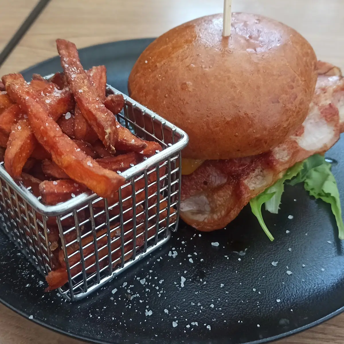 Crispy Chicken Burger Mit Süsskartoffeln