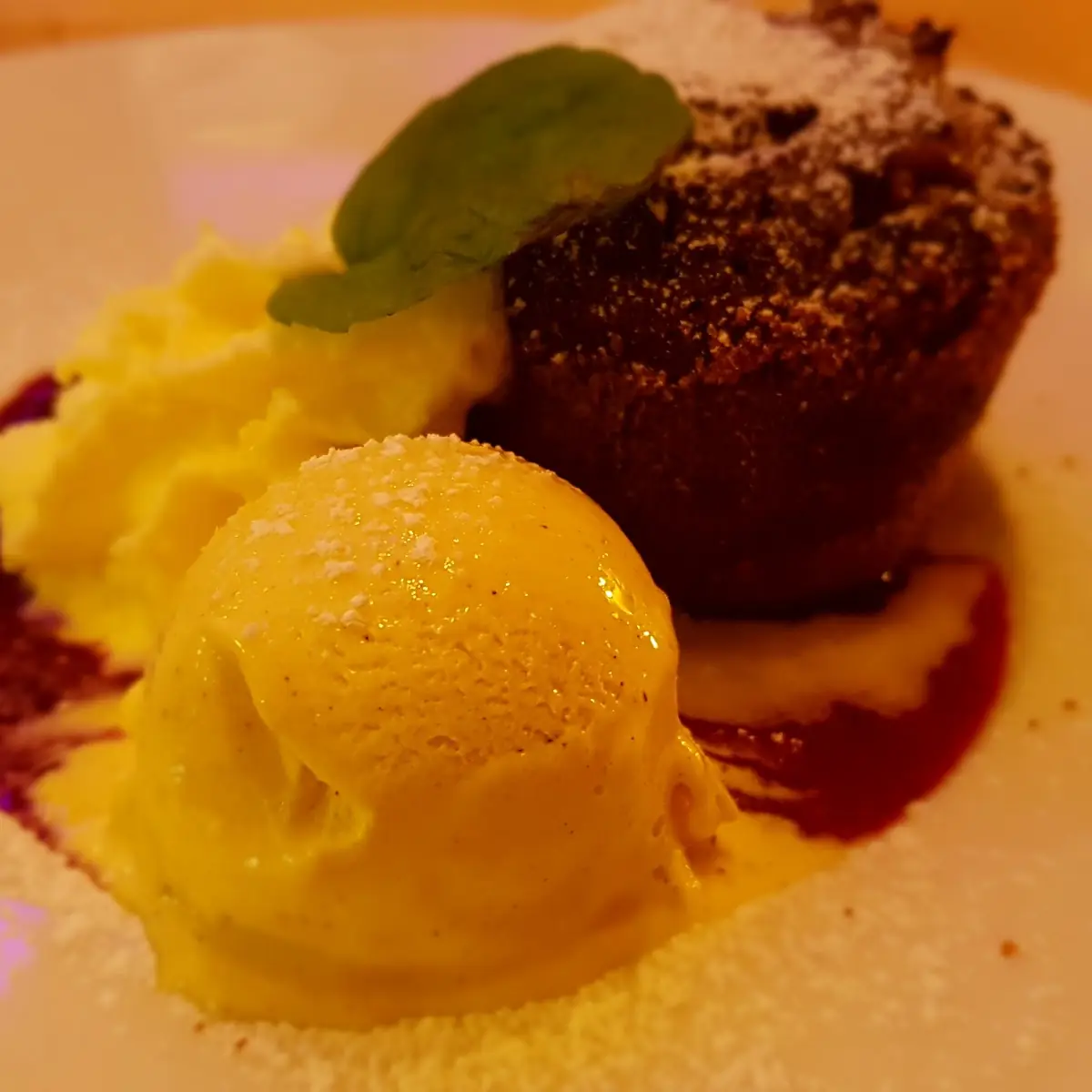 Schokoauflauf Mit Flüssigem Kern