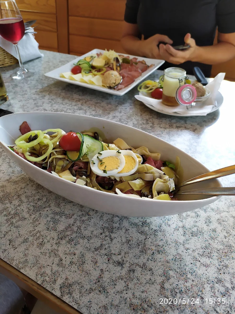 Saure Schüssel