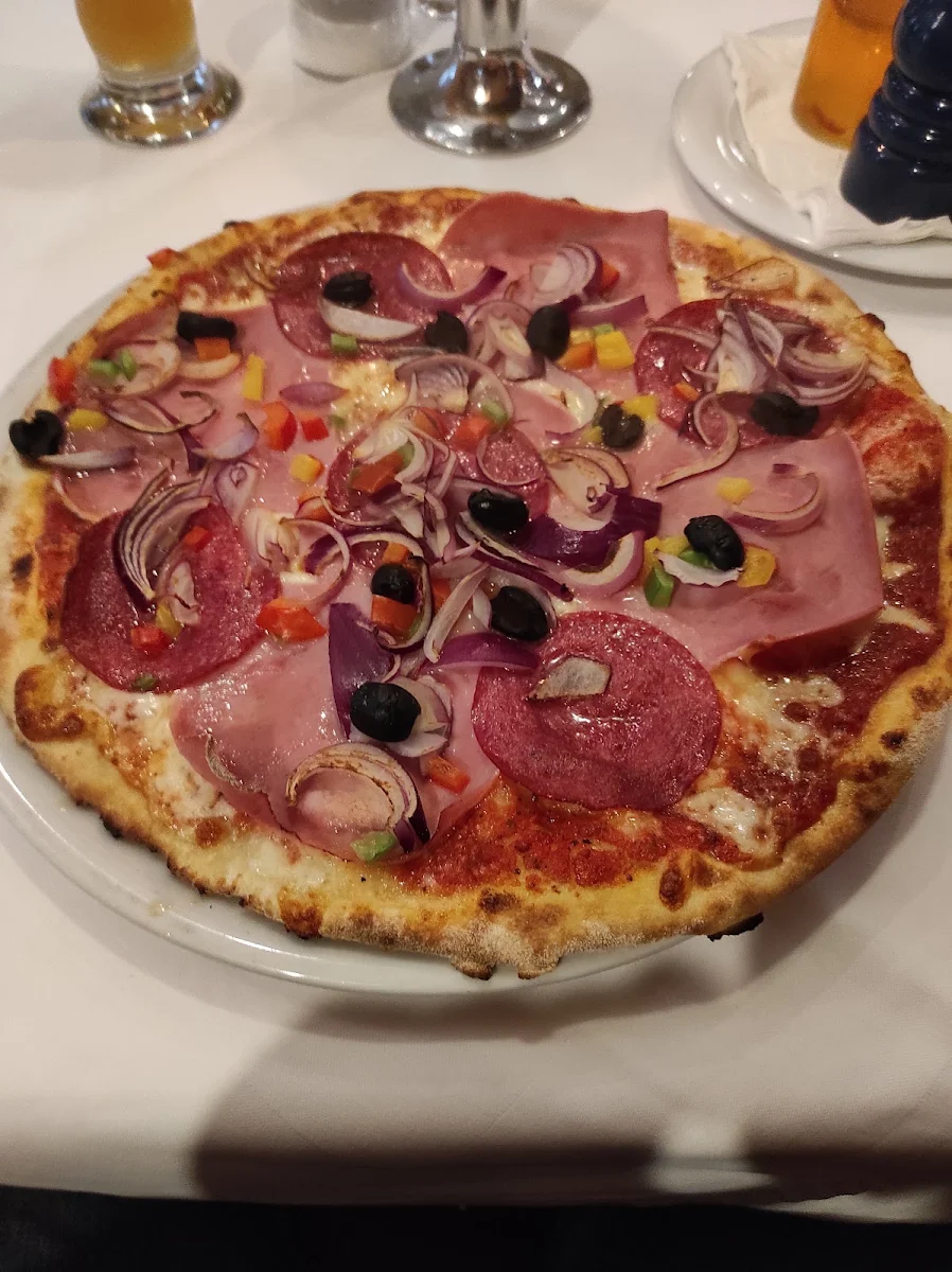 Pizza Giganten Mit Zwiebeln Und Knoblauch