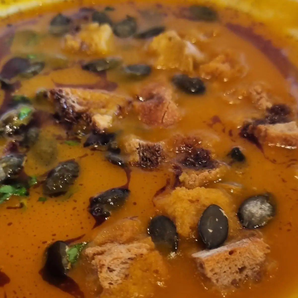 Kürbisorangencremesuppe