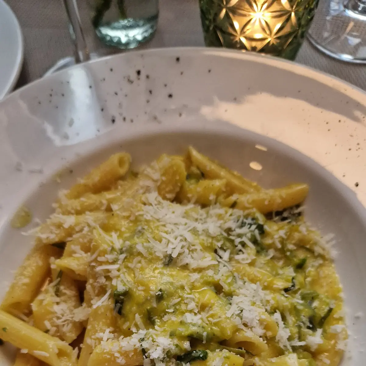 Zucchini Und Lauch Pasta