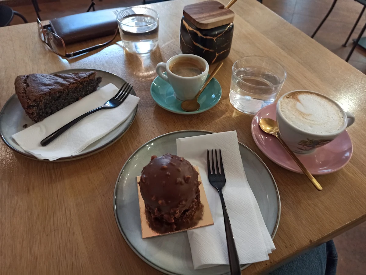 Cappuccino Espresso Weiße Schokolade Mohn Himbeer Schokolade Mousse