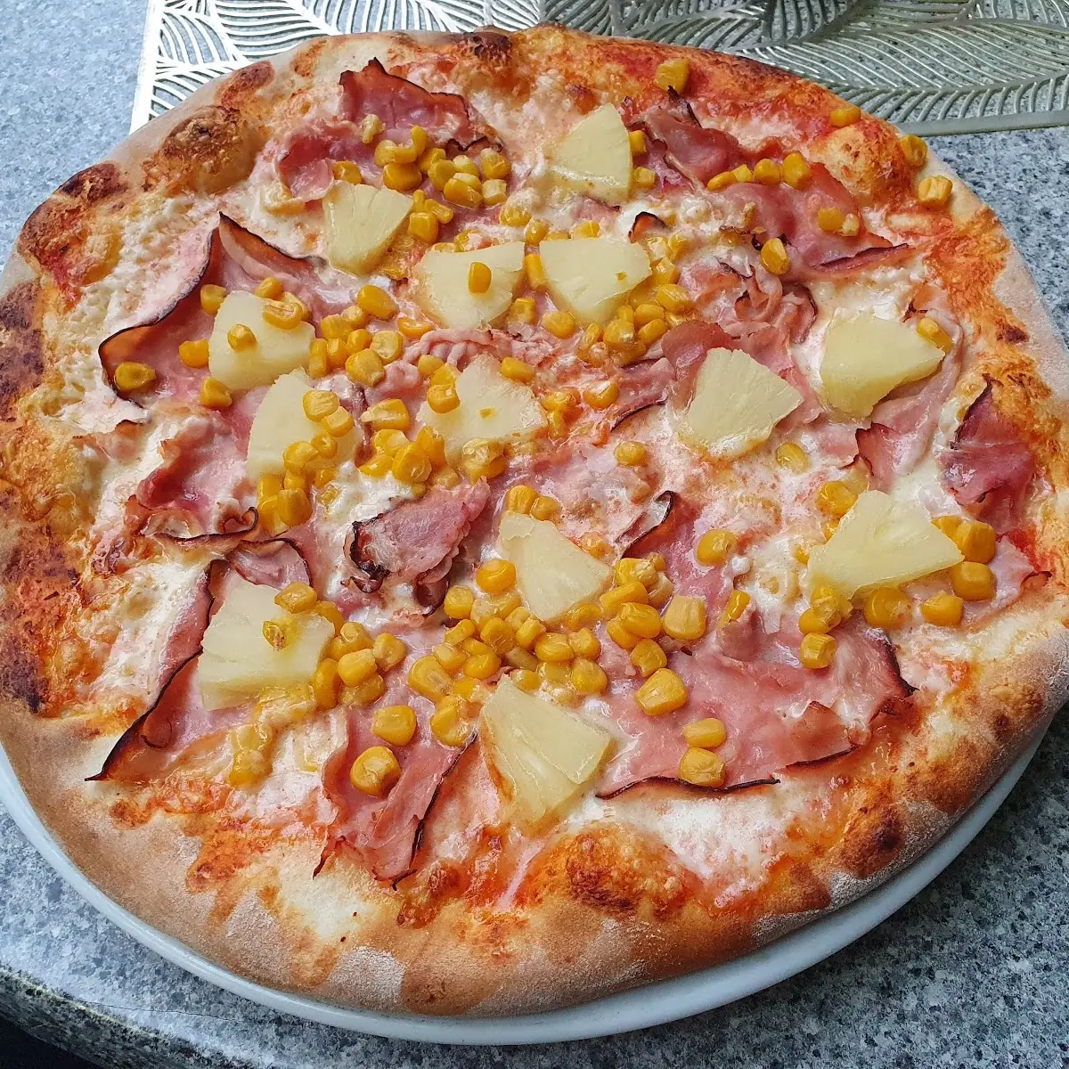 Pizza Hawaii