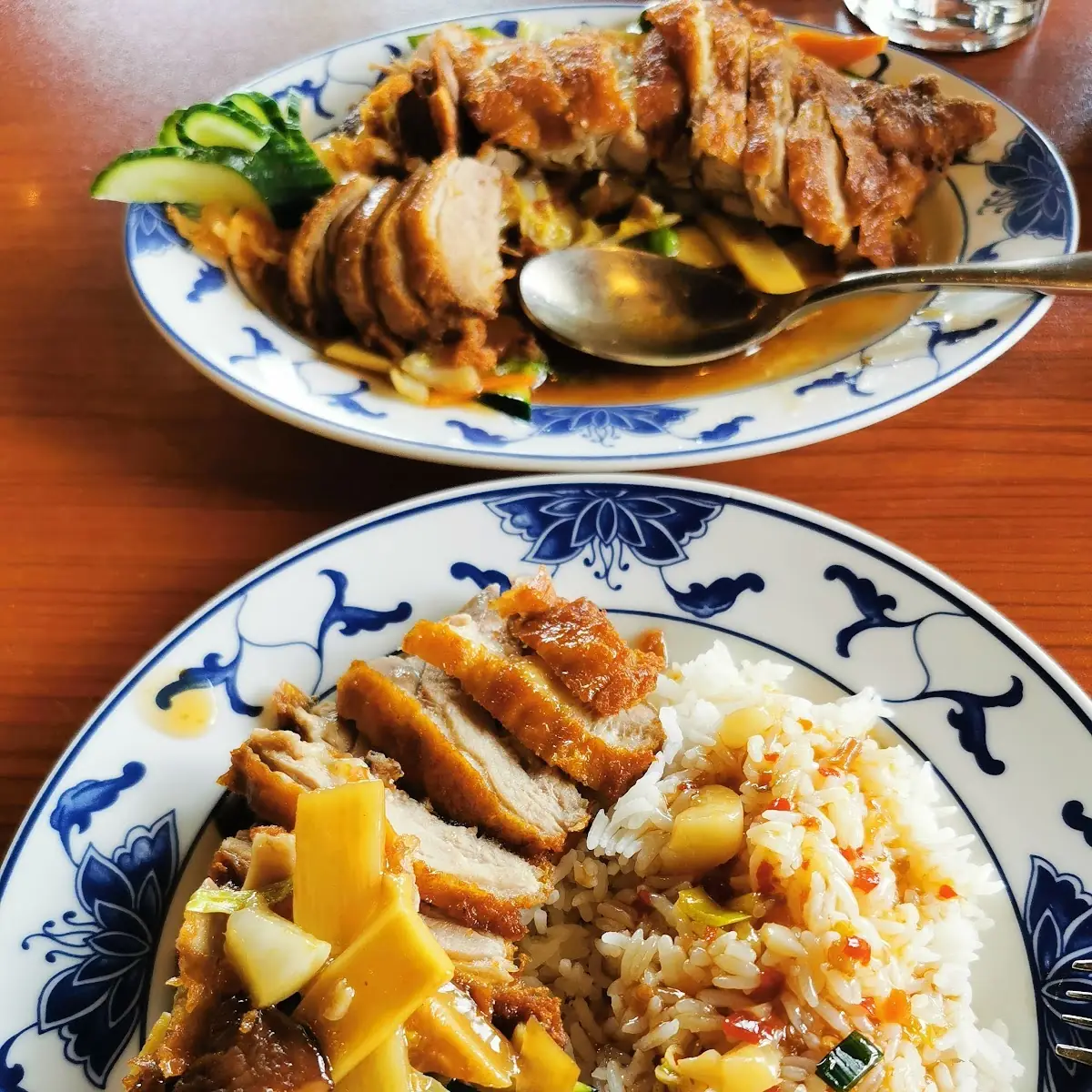 Ente Mit Pilzen Und Gemüse